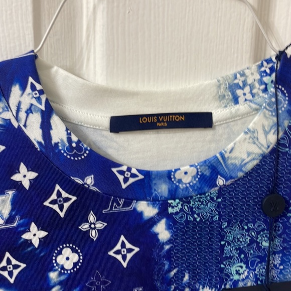 Louis Vuitton blue bandana shirt like brand new worn for 30 mins men’s medium - Picture 12 of 12